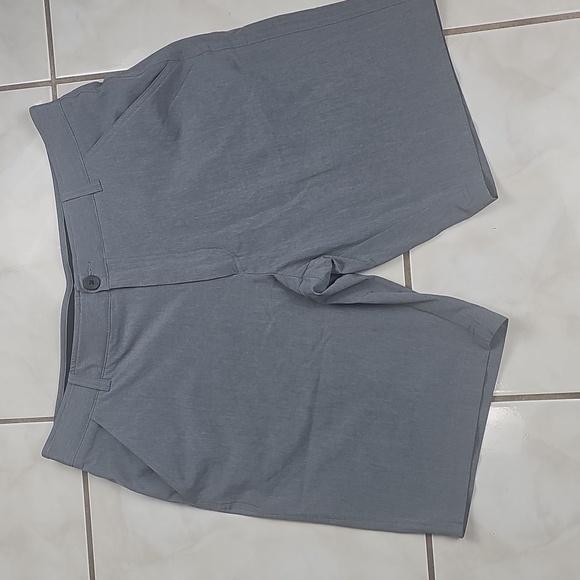 Calvin Klein Golf Mens Short Pants Size 36 - Picture 4 of 10